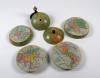 Anonym „Le jeu de globe“. Puzzle-Globus aus Holz von 22 Teilen. „Etudes geographique“.